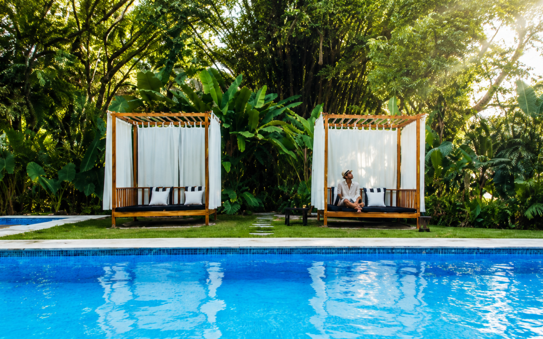 Why Choose a Boutique Hotel with Swimming Pool in Montezuma